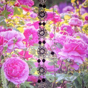 Liz Palacios San Francisco Jet and Crystal Choker Necklace 15 inches.